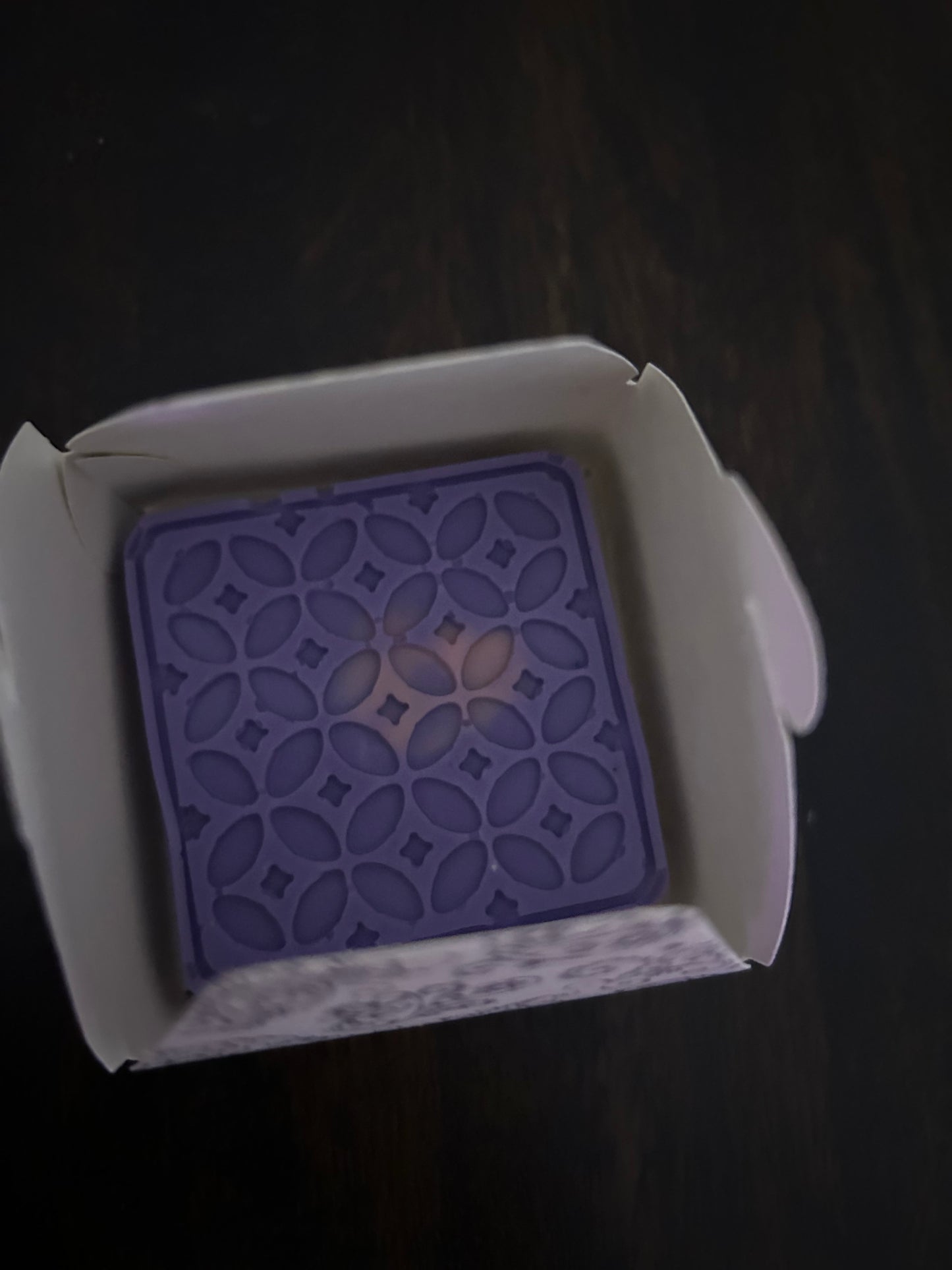 Savon décoré et parfumé