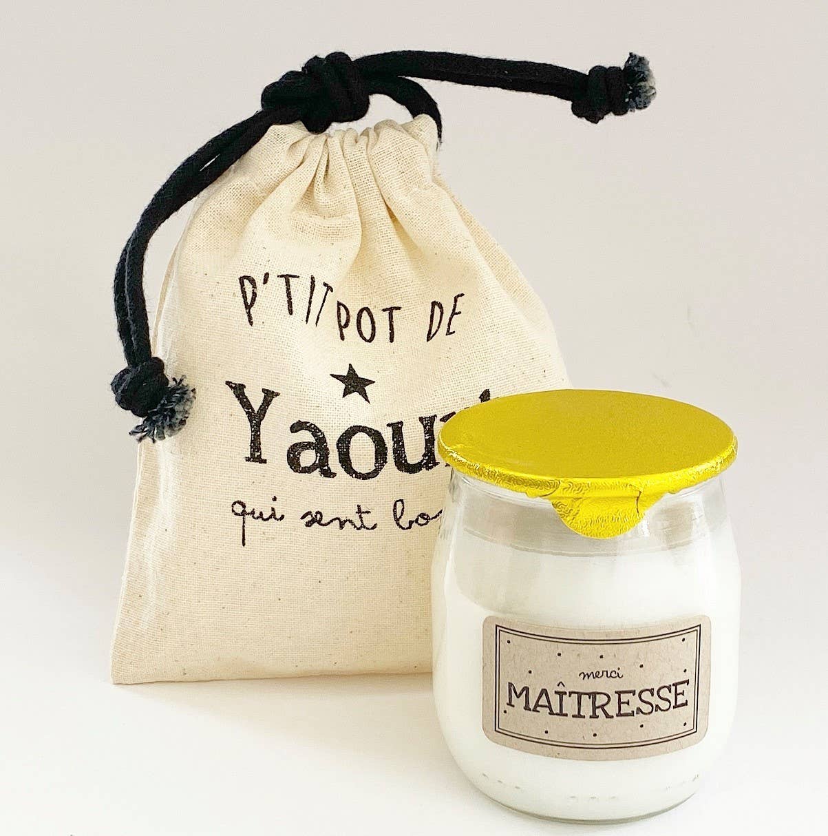 Bougie Végétale "Pot De Yaourt Maîtresse" Caramel